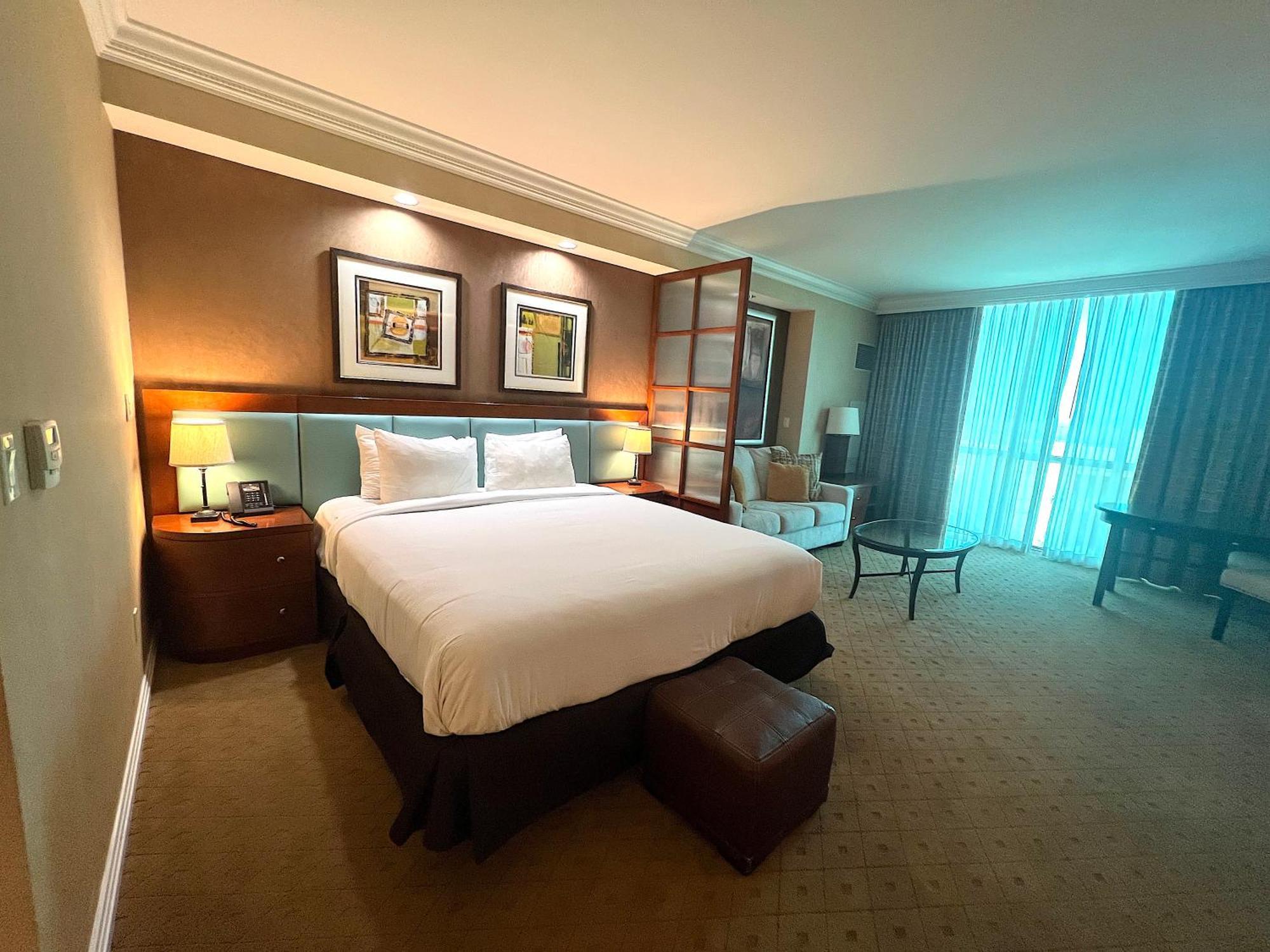 Mgm Signature - No Fees, Free Valet, Lazy River View Apartahotel